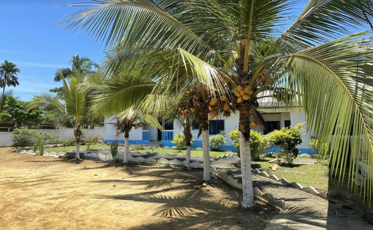 Le Dona Kribi Hotel ภายนอก รูปภาพ