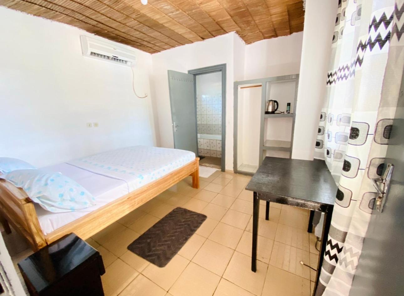 Le Dona Kribi Hotel ภายนอก รูปภาพ